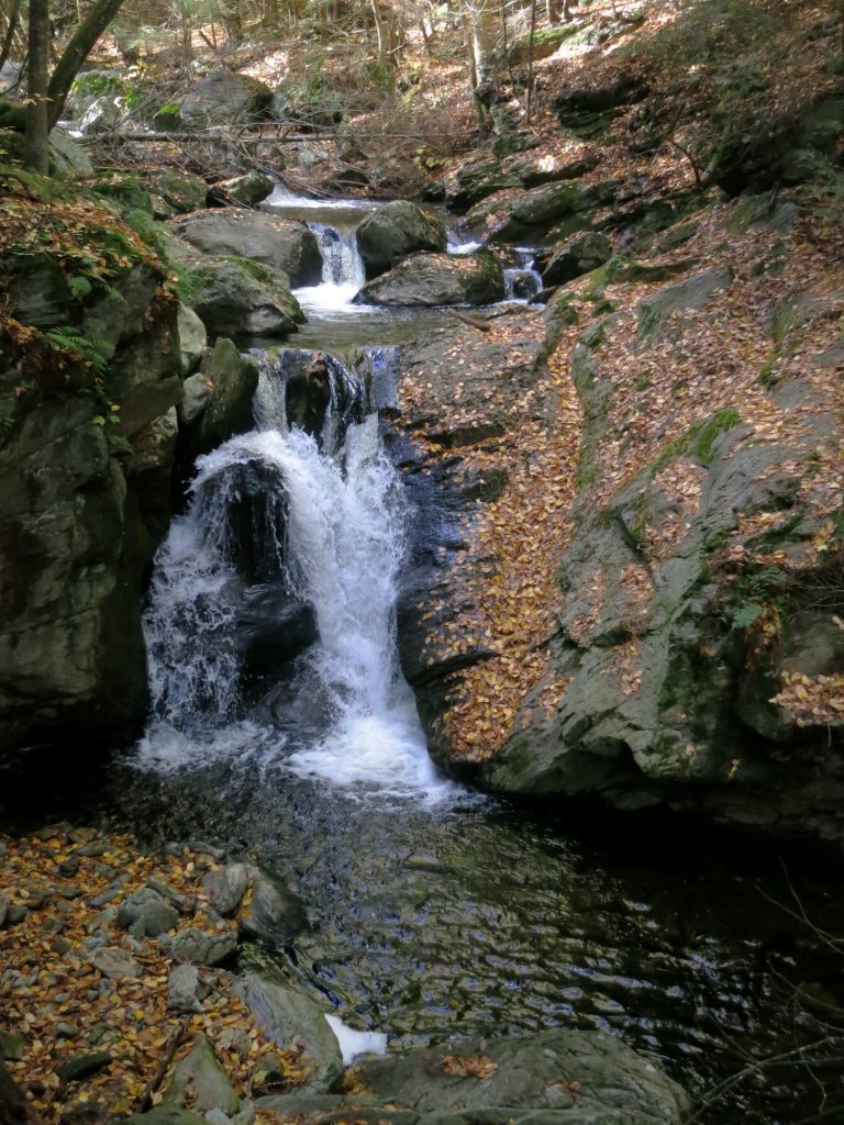 connecticut hiking new residents